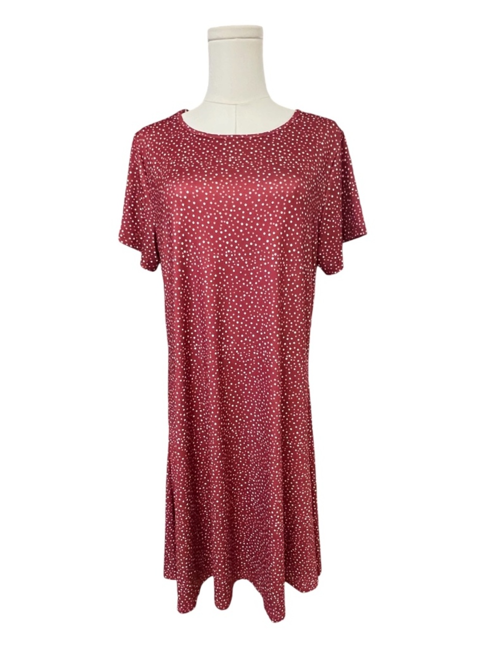 NWOT Burgundy Ditsy Dot Relaxed Fit Dress | Size L